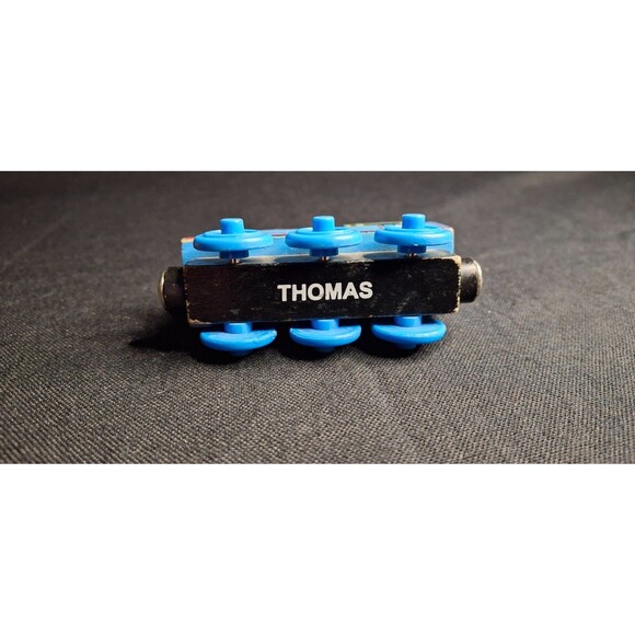 Thomas The Train Wooden Magnetic Trains Lot of 8 Thomas, Mavis, Trevor & More! - Picture 6 of 16